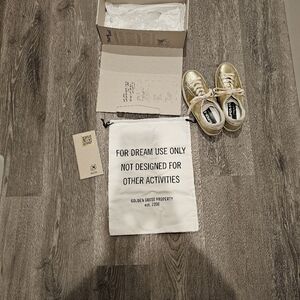 Golden goose super star size 6 gold